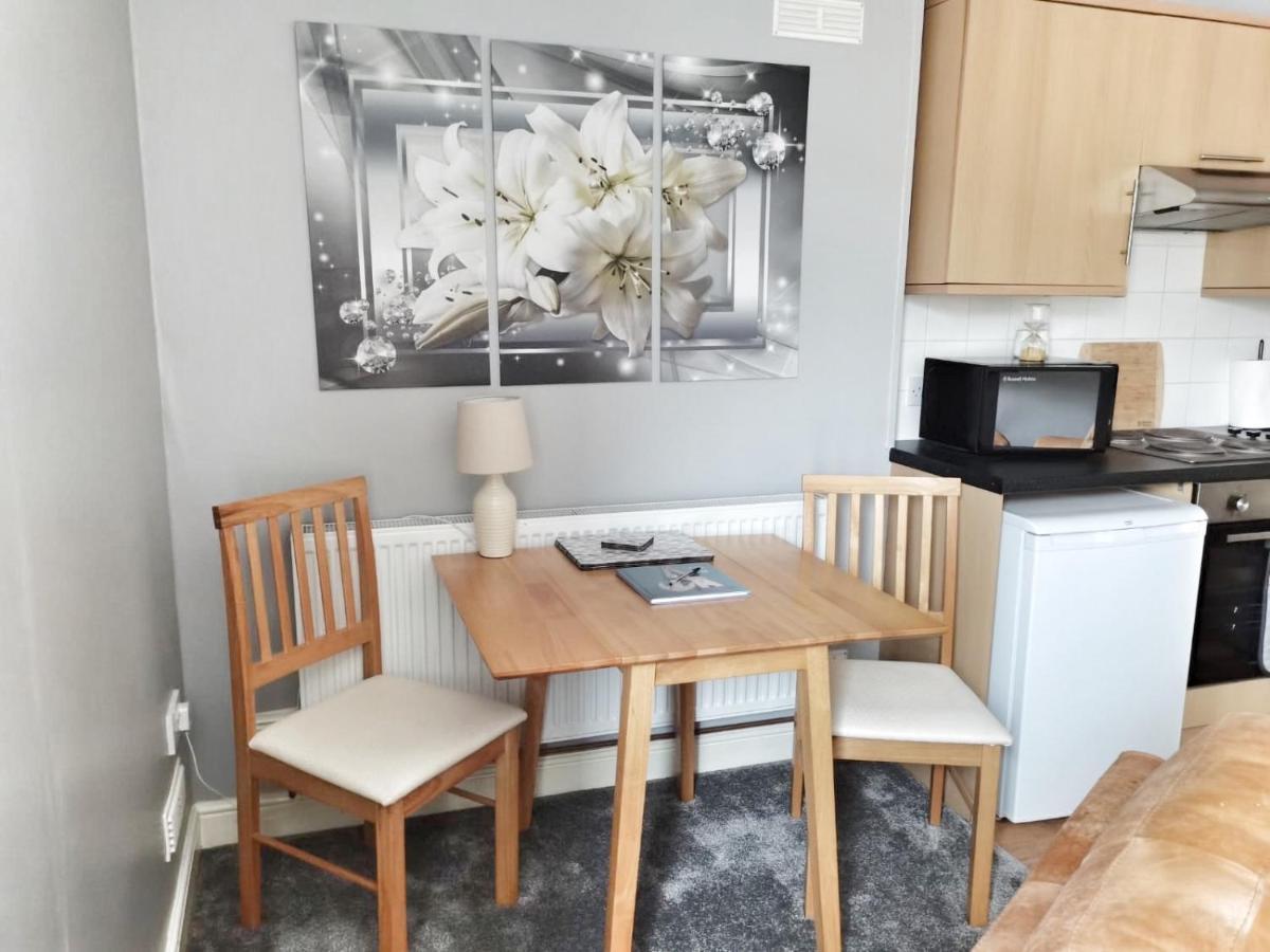 شقة Gwynedd House Flat 1 Pentraeth المظهر الخارجي الصورة